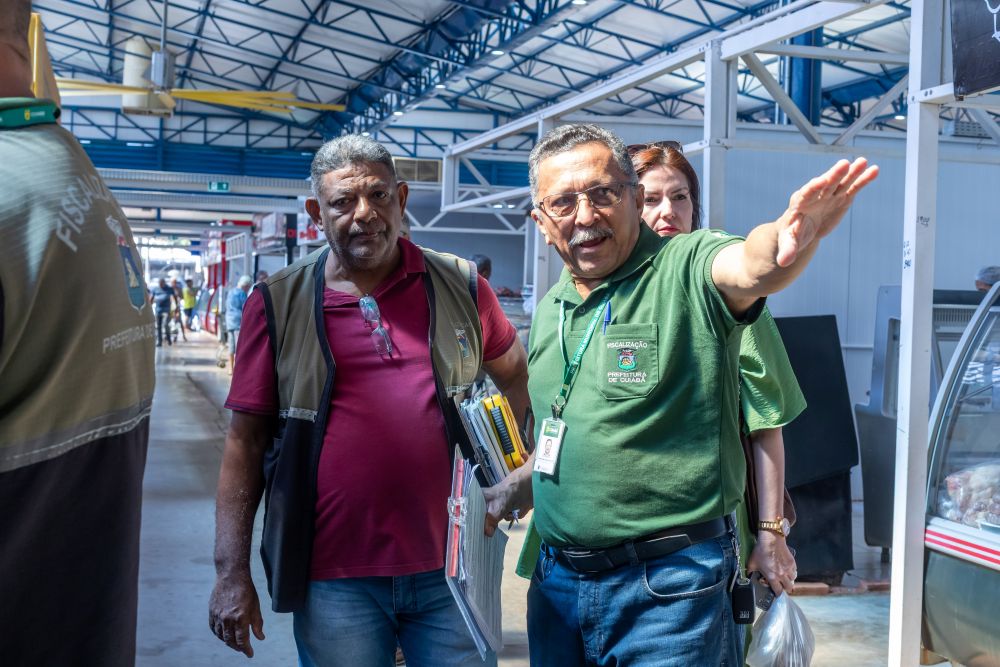 Prefeitura de Cuiabá orienta permissionários do Mercado do Porto para regularização
