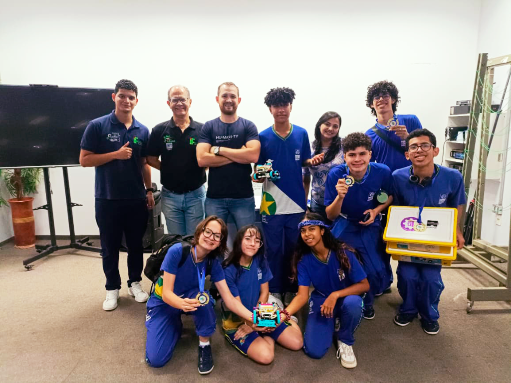 Alunos da Rede Estadual de Campo Novo do Parecis conquistam vaga na etapa nacional da Olimpíada Brasileira de Robótica