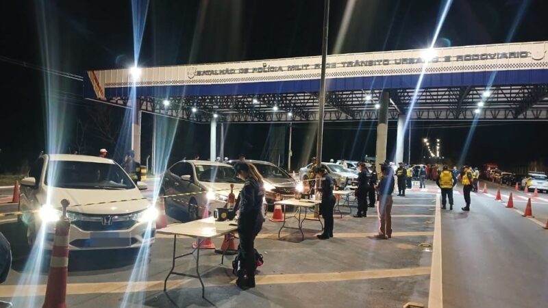 Operação Lei Seca termina com 17 veículos removidos e uma prisão por embriaguez em Cuiabá