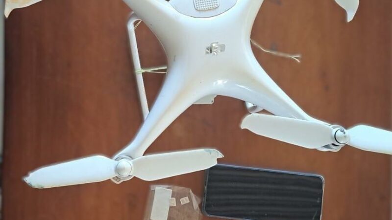 Drones são abatidos pela Polícia Penal após tentar deixar celulares em unidades prisionais do interior