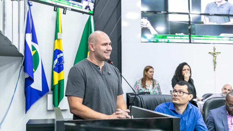 Prefeito propõe PPP para escolas sem impacto na contratação de professores