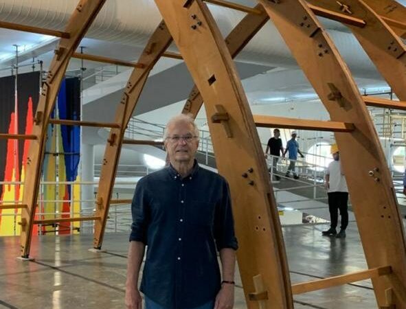 Secretário de Cuiabá apresenta projeto inspirado em casas indígenas na Bienal Internacional de Arquitetura