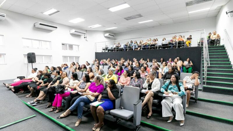 Professores recém contratados passam por qualificação para reforço de aprendizagem