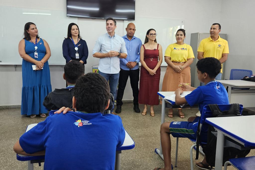 Secretaria de Educação dialoga com comunidade escolar e reforça preparativos para o Saeb 2025 em Poconé