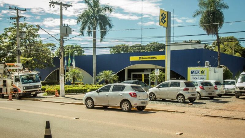 Governo de Mato Grosso paga salários de setembro nesta segunda-feira (29)