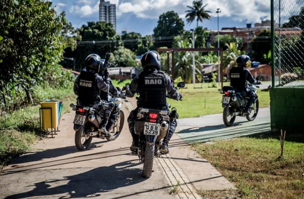 Companhia Raio prende dupla por tráfico e apreende diversas porções de cocaína em Cuiabá