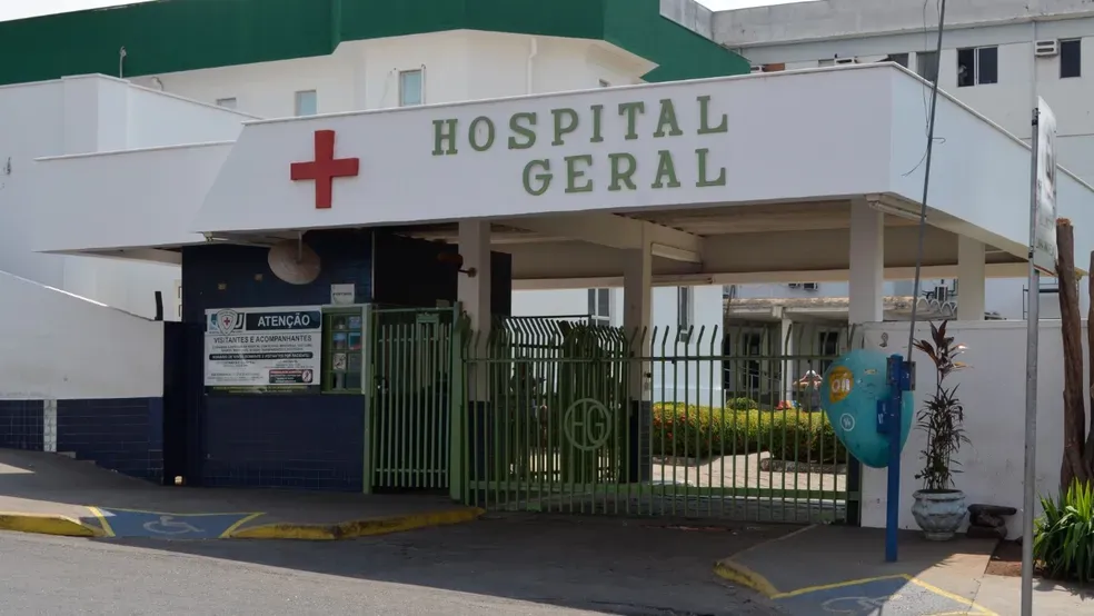 Mulher de 24 anos é investigada por morte de feto encontrado em saco de lixo na capital