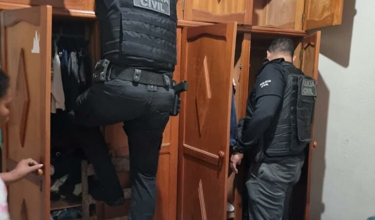 Polícia Civil cumpre sete ordens judiciais contra suspeitos de furtar cooperativa de crédito em São José dos Quatro Marcos