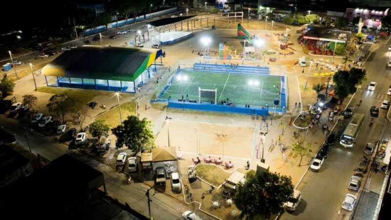 Prefeitura revitaliza e entrega campo society e duas quadras no Pedra 90