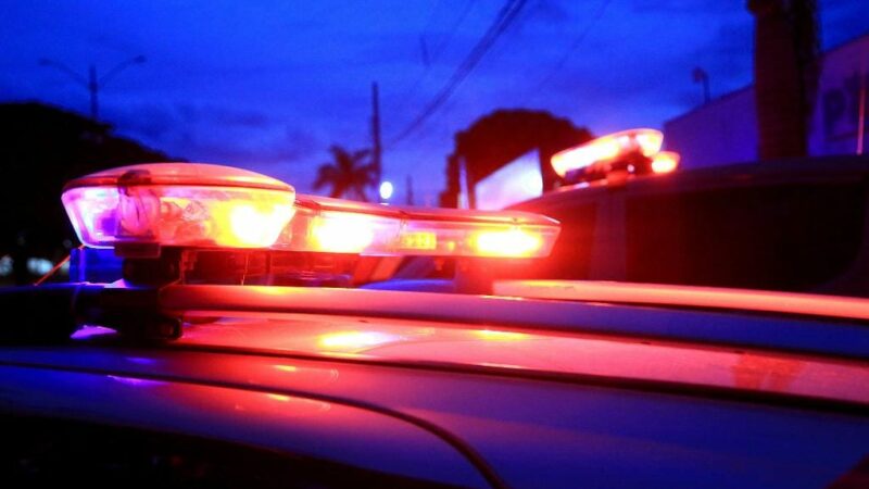 Enfurecido, homem tenta matar esposa e cunhado no interior de MT; suspeito é preso