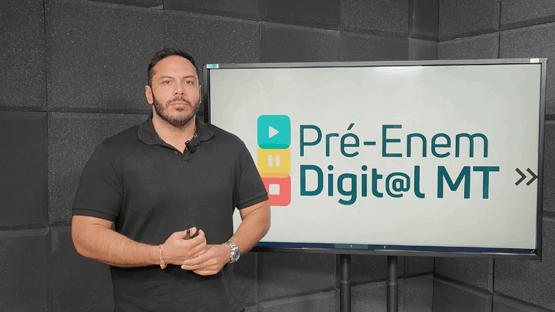 Seduc consolida projetos digitais, amplia a formação de professores e expande o ensino híbrido aos estudantes