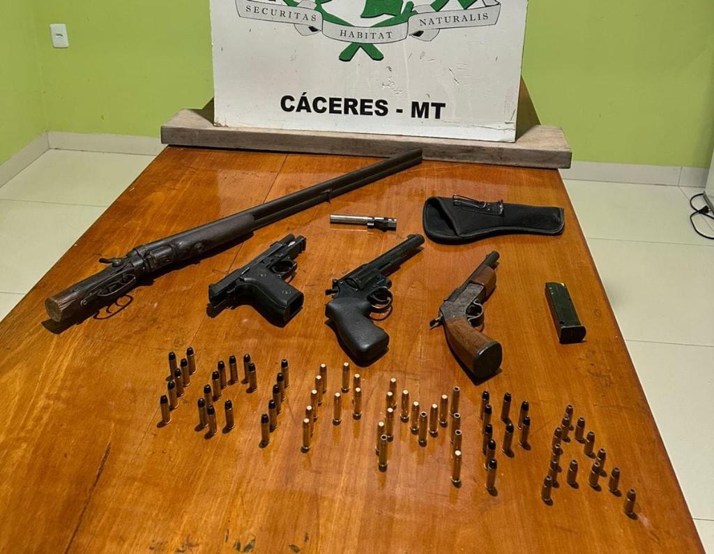 Polícia Militar apreende armamento e prende homem por crime ambiental às margens do Rio Paraguai