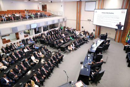 Maçons são homenageados com honrarias