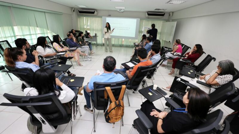 Gestores trocam experiências e fortalecem a eficiência administrativa em curso sobre boas práticas