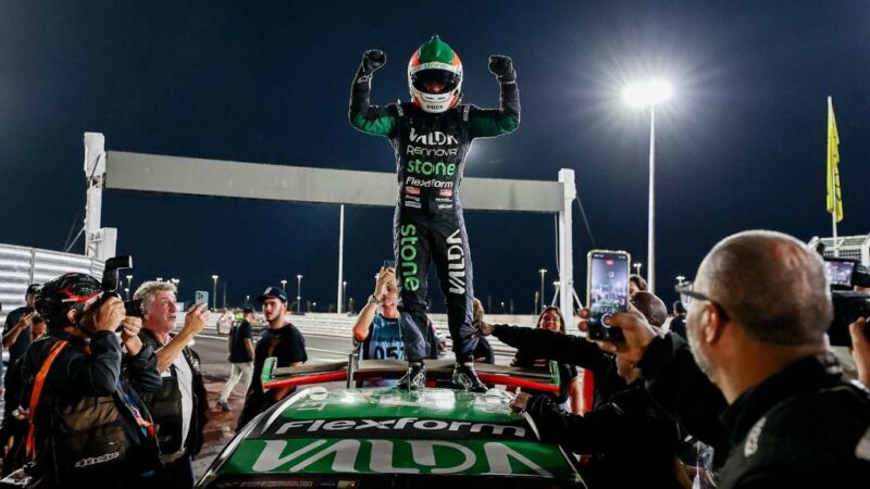 “Já corri 24h em Dubai e não vi essa iluminação nem lá; é maravilhosa”, afirma 1° campeão da Stock Car no Autódromo Internacional de MT