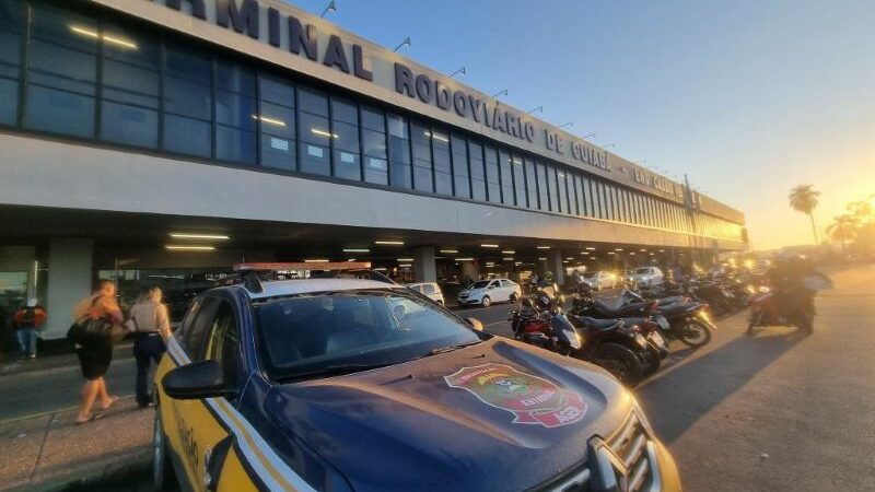 Cadeira de rodas e intérpretes de libras reforçam acessibilidade na Rodoviária de Cuiabá