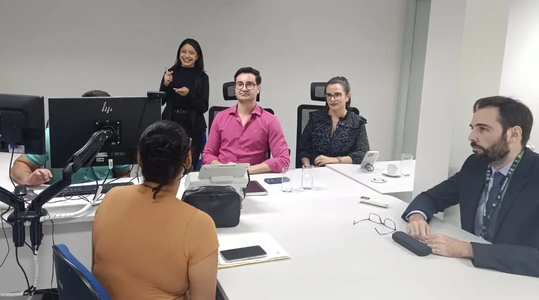 Juizado de Rondonópolis garante intérprete de Libras em audiência e assegura inclusão da vítima