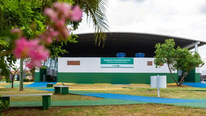 Prefeitura de Cuiabá inaugura reforma de ginásio no bairro Planalto