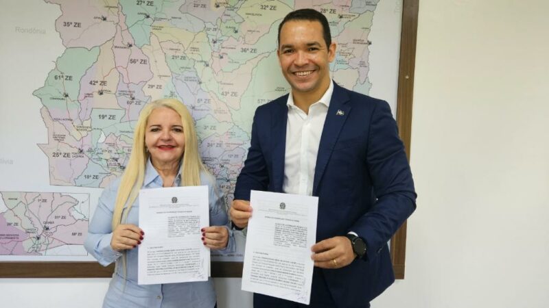 CGE e TRE firmam parceria para fortalecer consciência eleitoral de estudantes