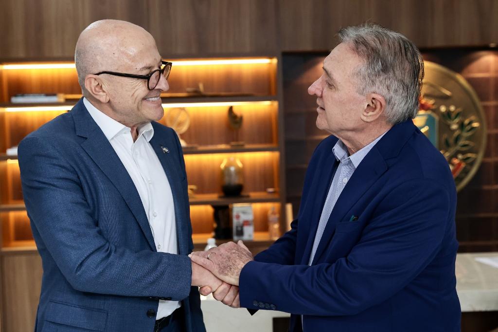 PARCERIA COM MUNICÍPIOS: Em reunião com TCE, governador reafirma compromisso de continuar investindo na construção de creches em MT