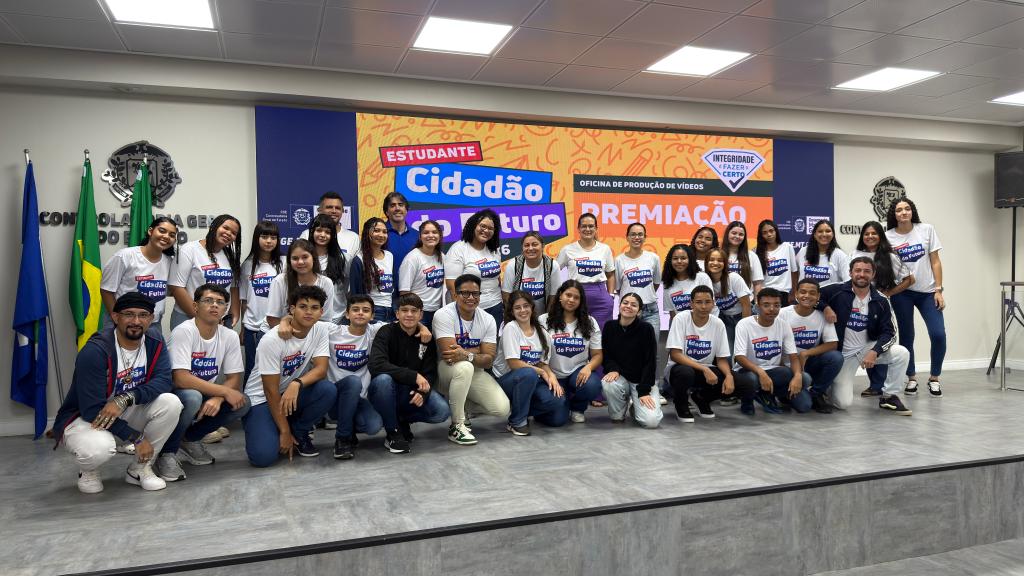 SUGESTÃO DE PAUTA: Estudantes da Rede Estadual são premiados por projetos sobre cidadania e democracia nesta segunda-feira (1º)