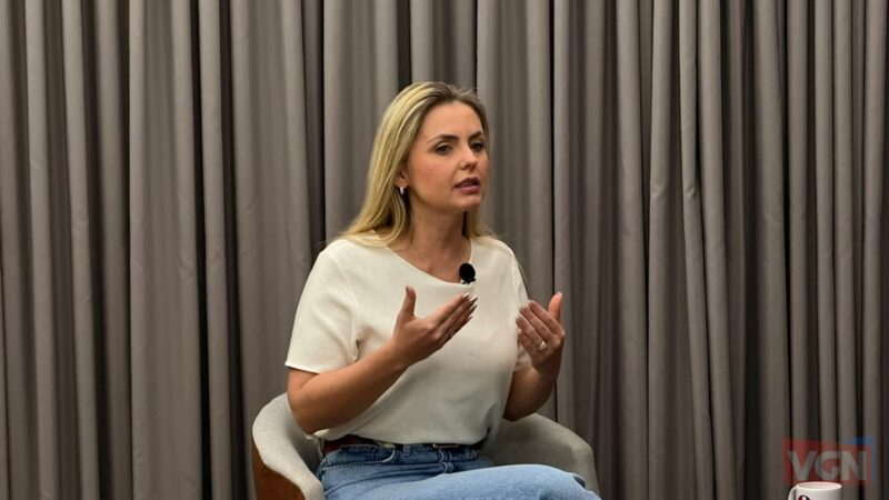 Clariana Barão critica proposta de extinção do Pix